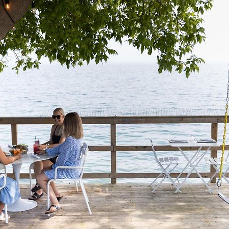 The Lakeside Prince Edward County Wellington Exterior foto