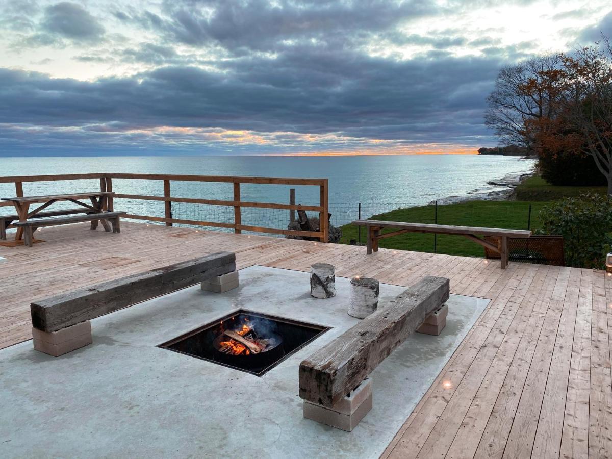 The Lakeside Prince Edward County Wellington Exterior foto